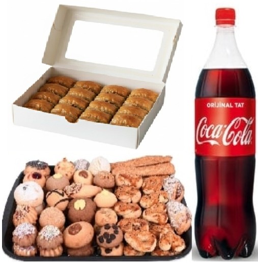 1 kg Kuru Pasta + 1 kg Cevizli Baklava + 1 Litre Kola Menüsü Ordu pasta