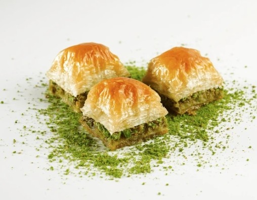 Özel 750 Gr Fıstıklı Baklava - Taze ve Yoğun Ordu pasta